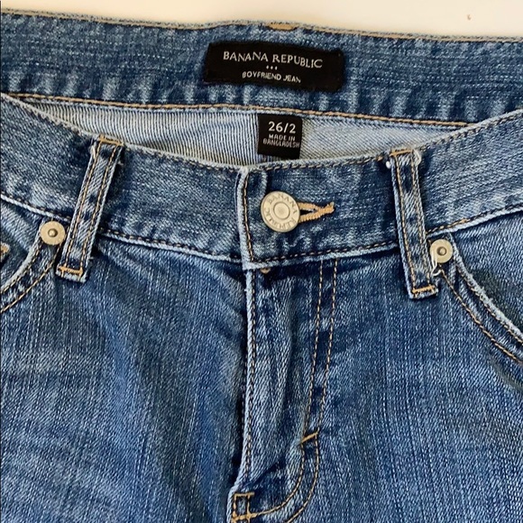 Ankle distressed cropped boyfriend jean - Picture 2 of 4